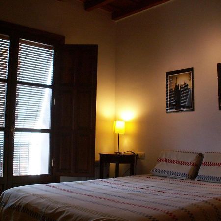 Apartamento Oasis กรานาดา ภายนอก รูปภาพ