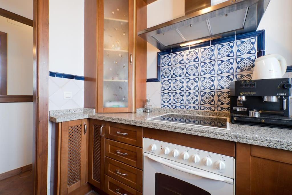 Apartamento Oasis กรานาดา ภายนอก รูปภาพ