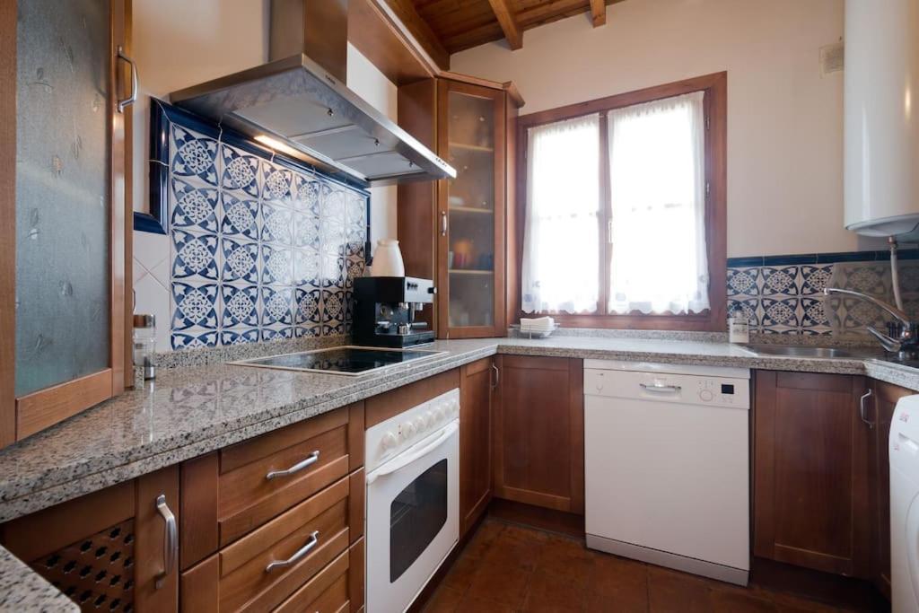 Apartamento Oasis กรานาดา ภายนอก รูปภาพ